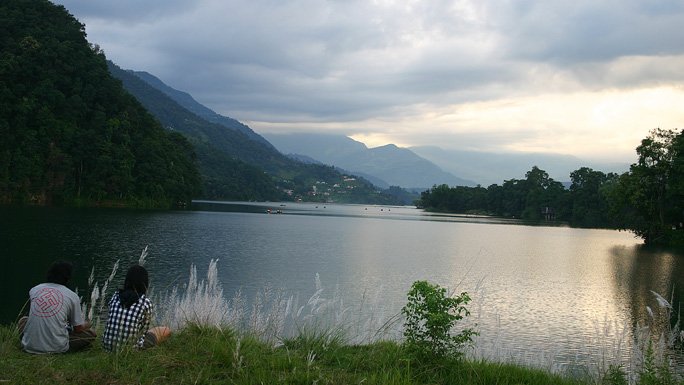 Relax at the shores of Fewa lake in Pokhara